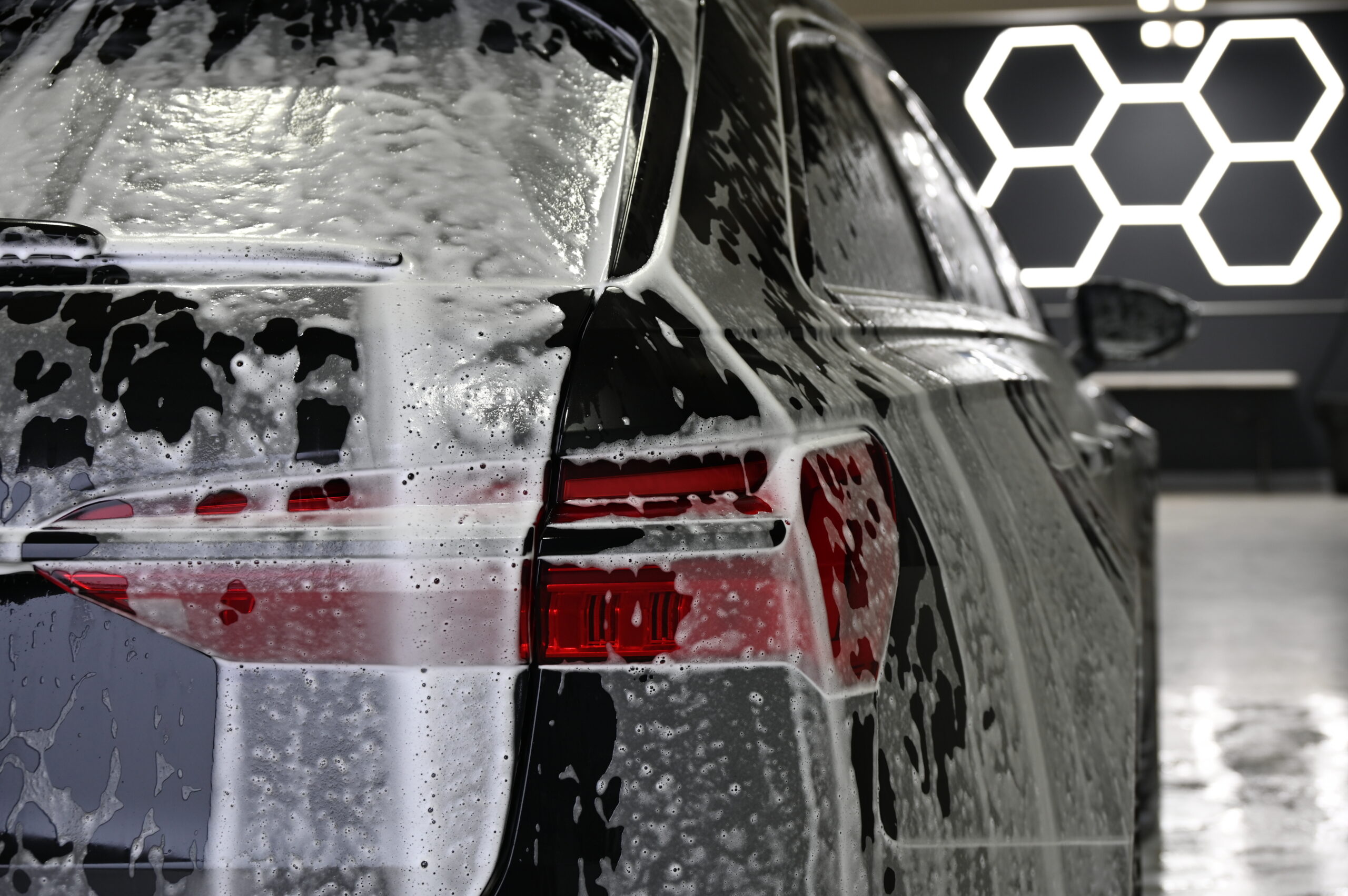 AutoGlow Mobile Detailing Exteior Foam Detailing